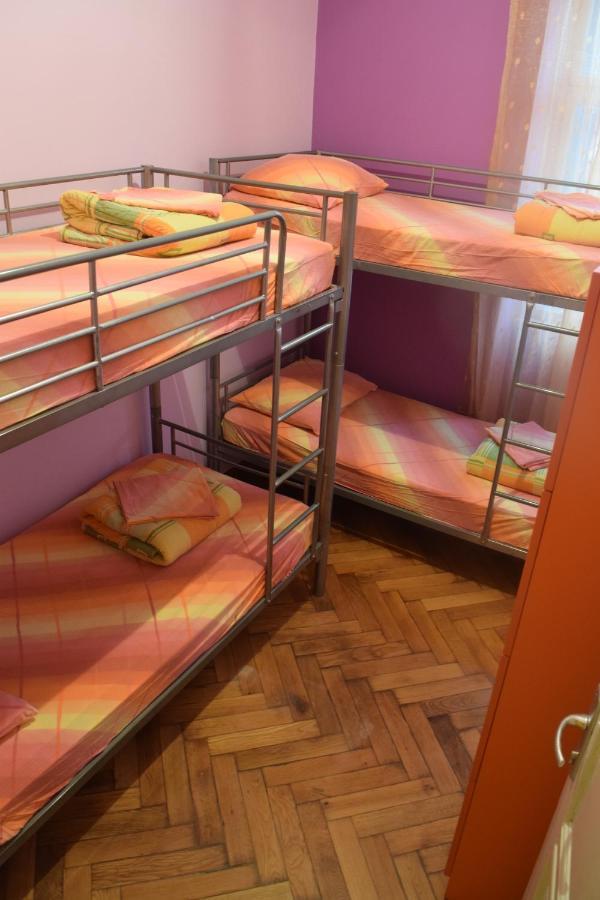 Old Town Hostel Сплит Екстериор снимка