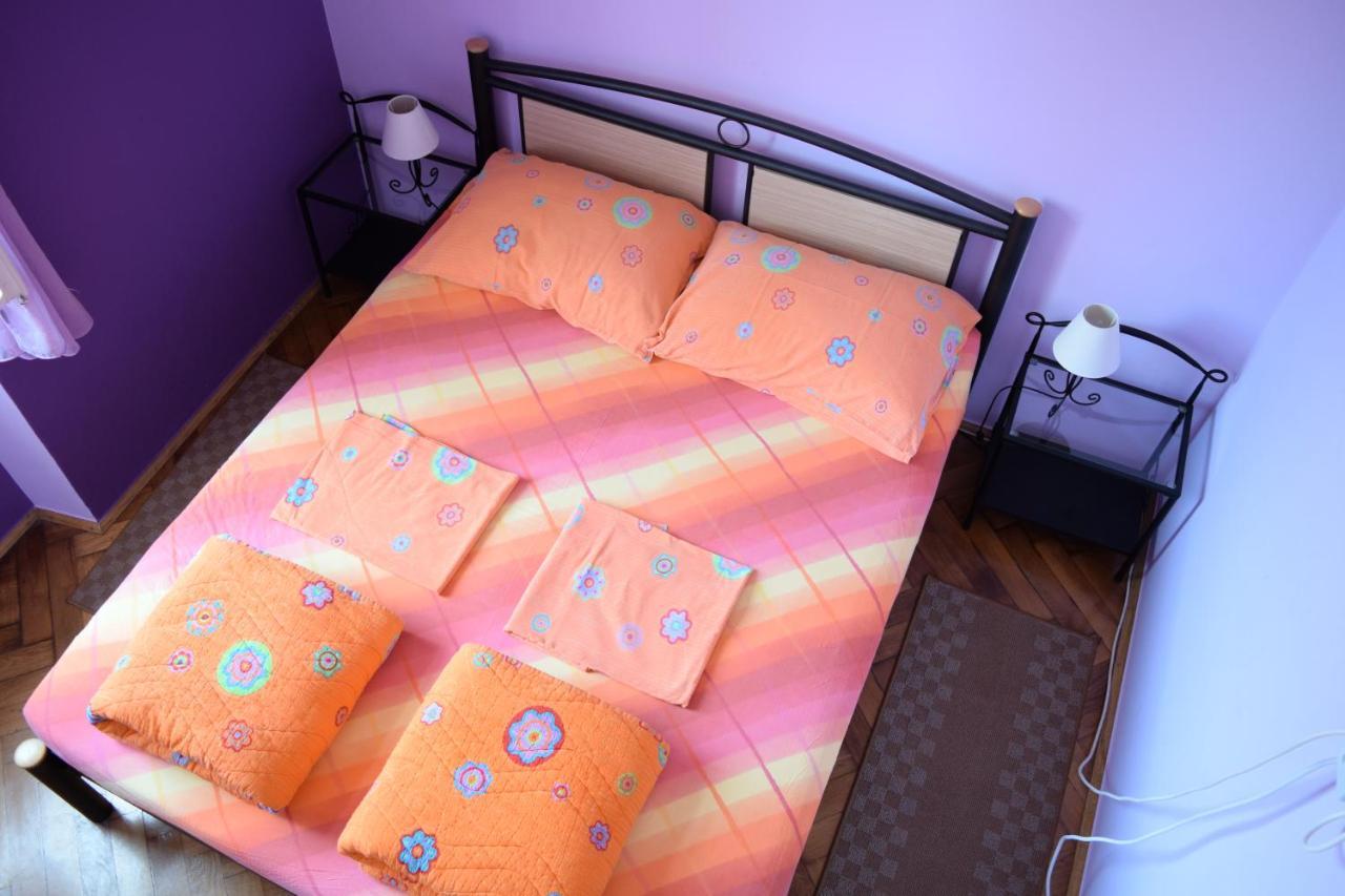 Old Town Hostel Сплит Екстериор снимка